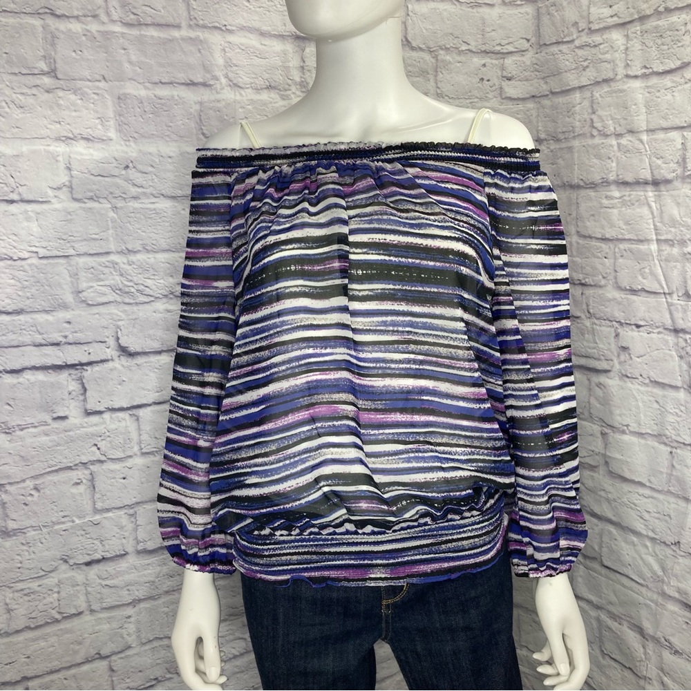 ✨ Daisy Fuentes Boho Off-Shoulder Blouse ✨ - Picture 6 of 10
